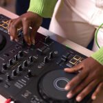Pioneer DJ - Pack DDJ-FLX4 + Estuche de transporte negro Walkasse - Imagen 16